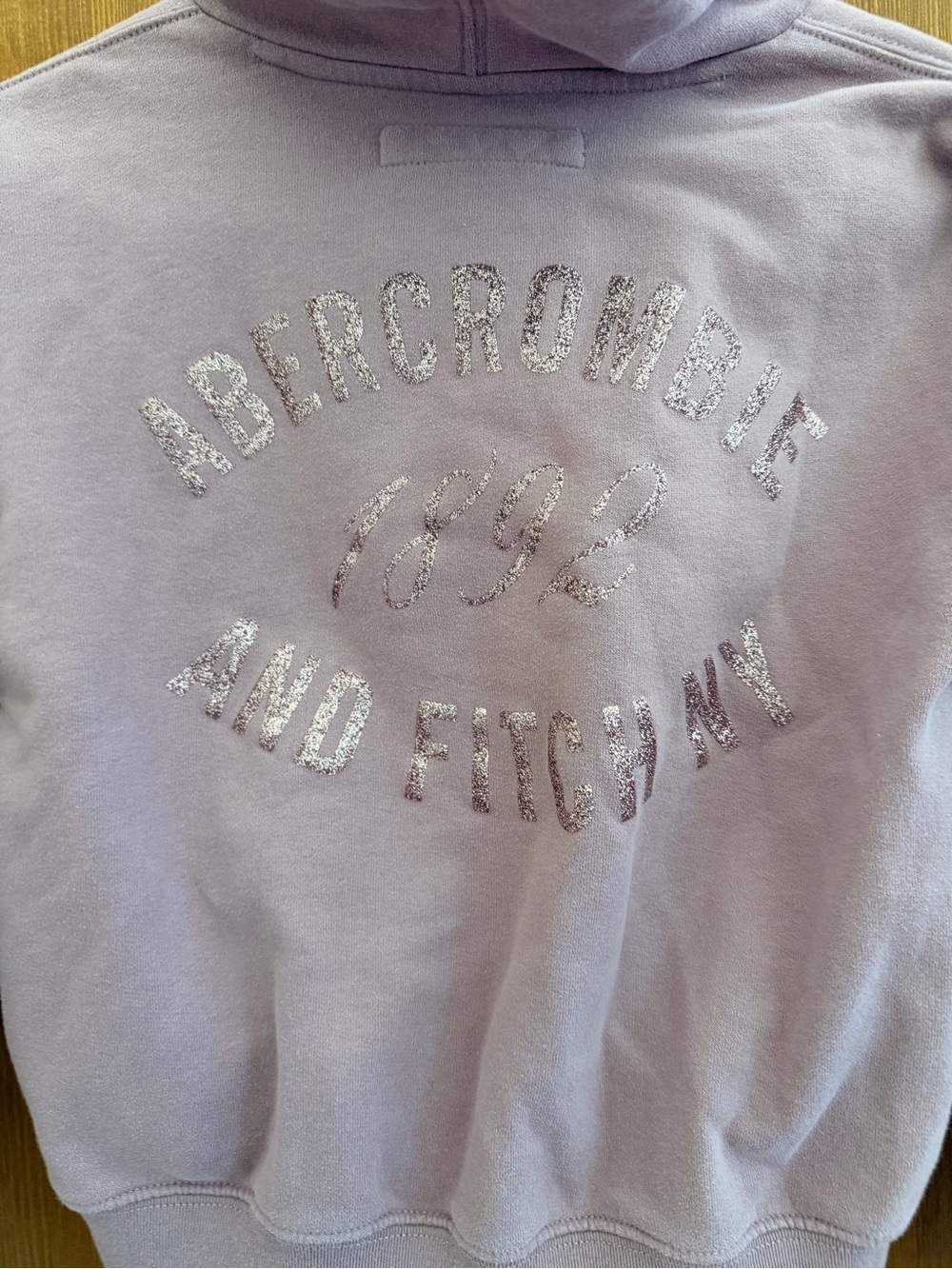 Sweater Subcategory Identification - Picture 4 of 4